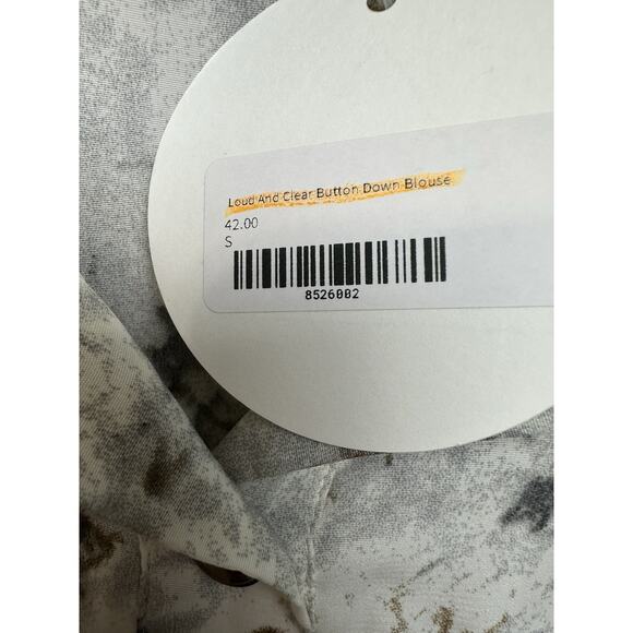 Blue B Collection Women’s Size Small LS Button Up “Loud & Clear” Design - Picture 5 of 10